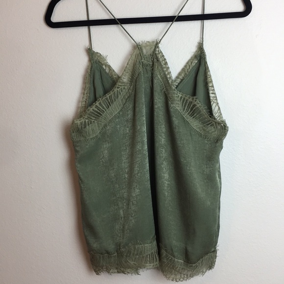 Lulu’s - Picture 7 of 8